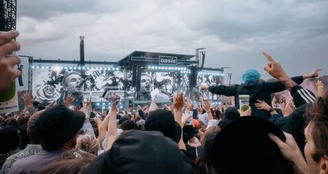 MANCHESTER-OASIS-REUNION-TOUR-LIVE-2025